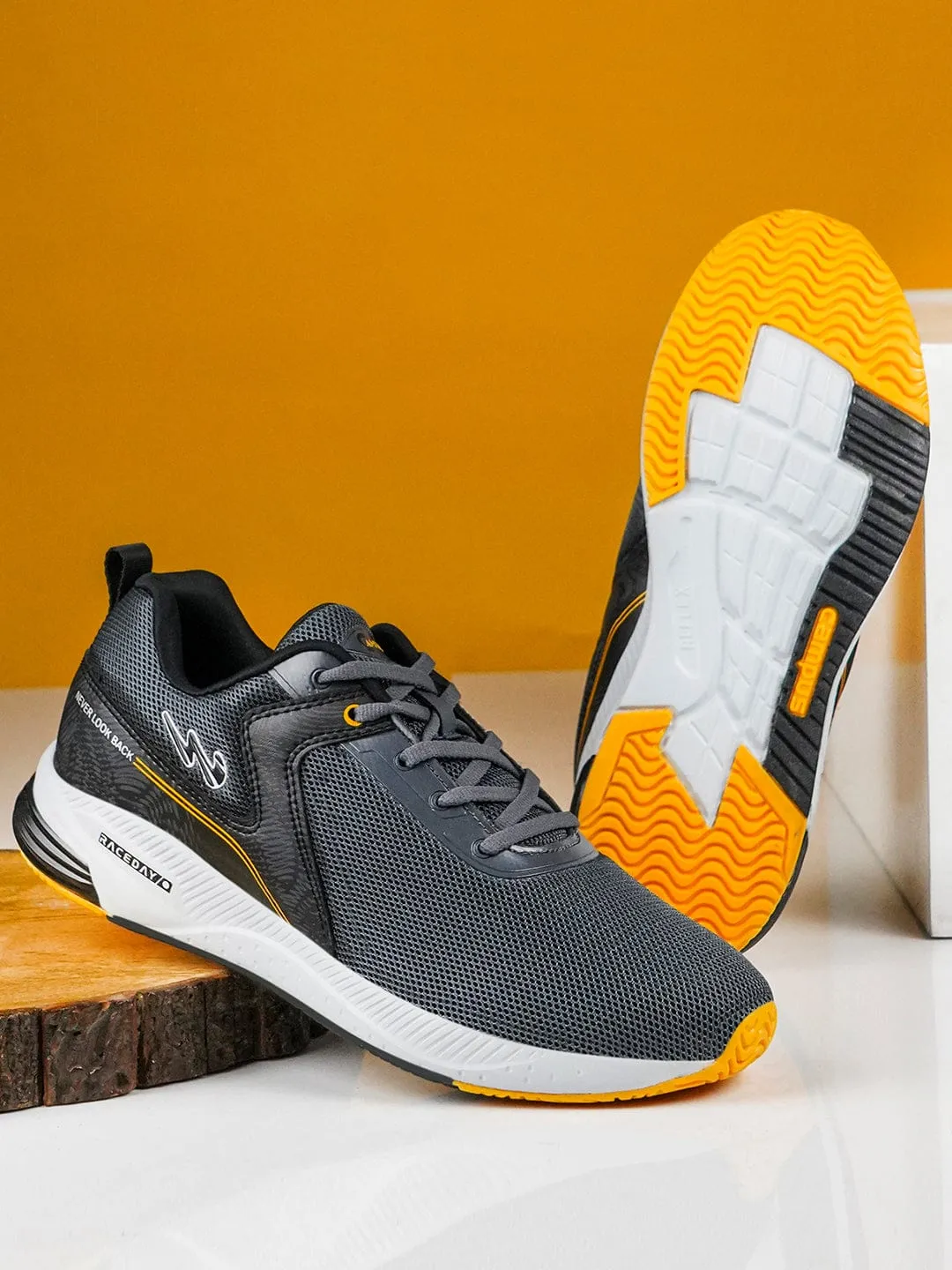 CAMP-SLASHER Grey Men's Running Shoes