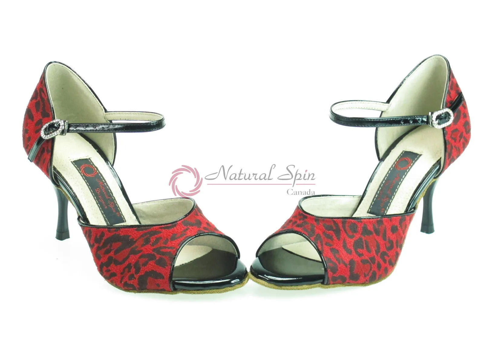D1321-07b_RedLeopard
