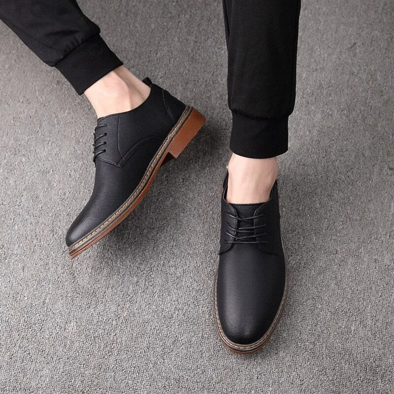 Hnzxzm New Casual Shoes Men Leather Brogue Footwear Men Business Shoes Soft Comfortable Fashion Brand Male Brogues British Style A1718