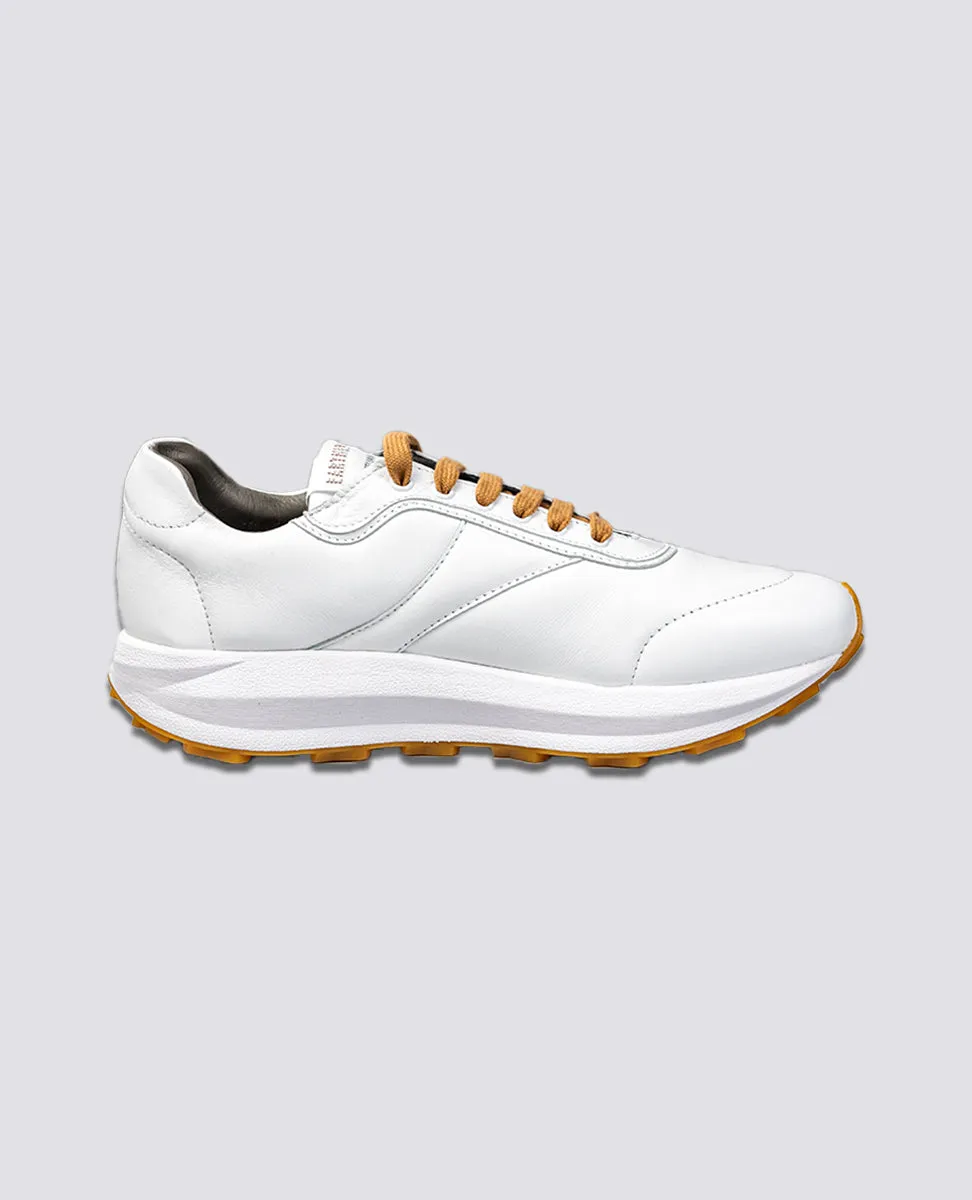 Leather running shoe