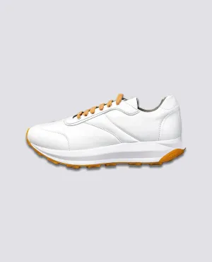 Leather running shoe