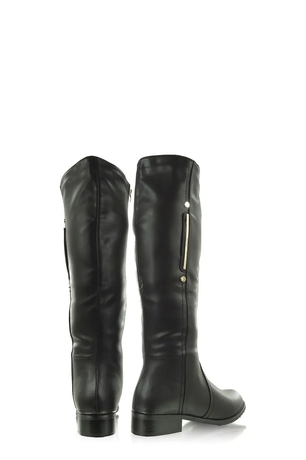 Officer boots Heppin