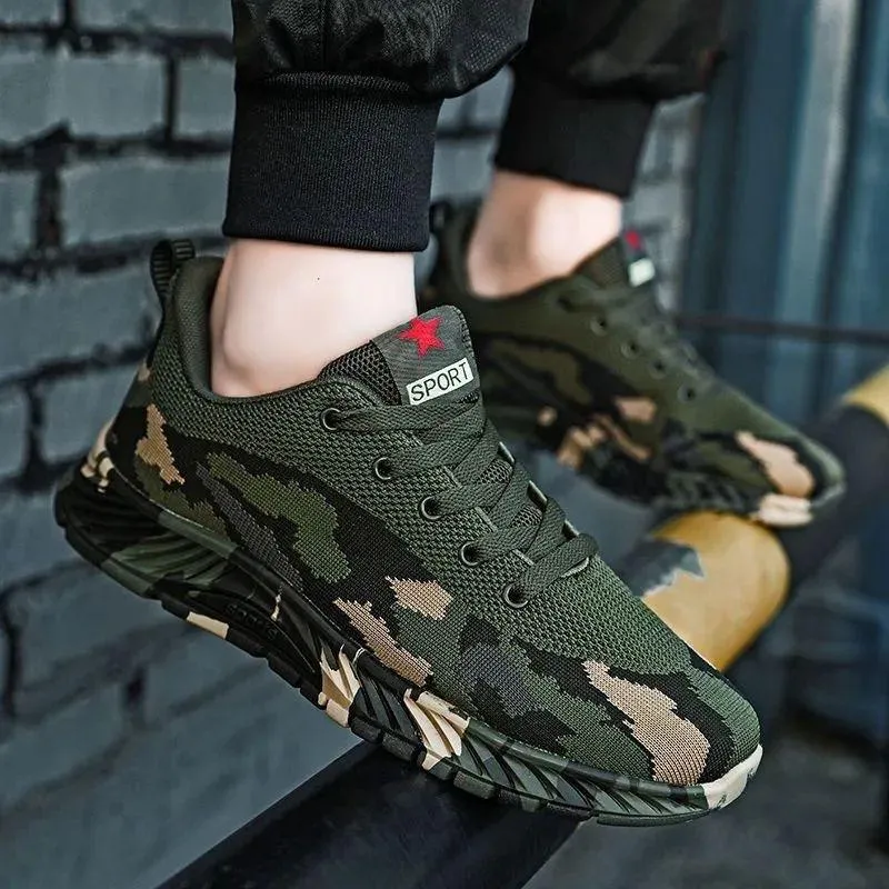 Outdoor Wear-Resistant Breathable Shoes