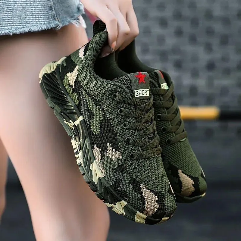 Outdoor Wear-Resistant Breathable Shoes