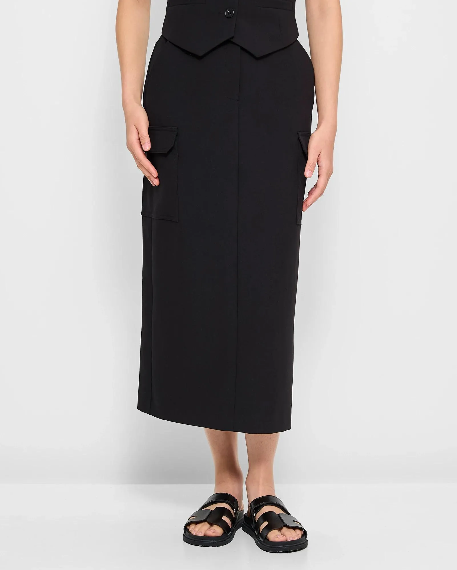 popular  Tailored Cargo Detail Midi Skirt - Preview