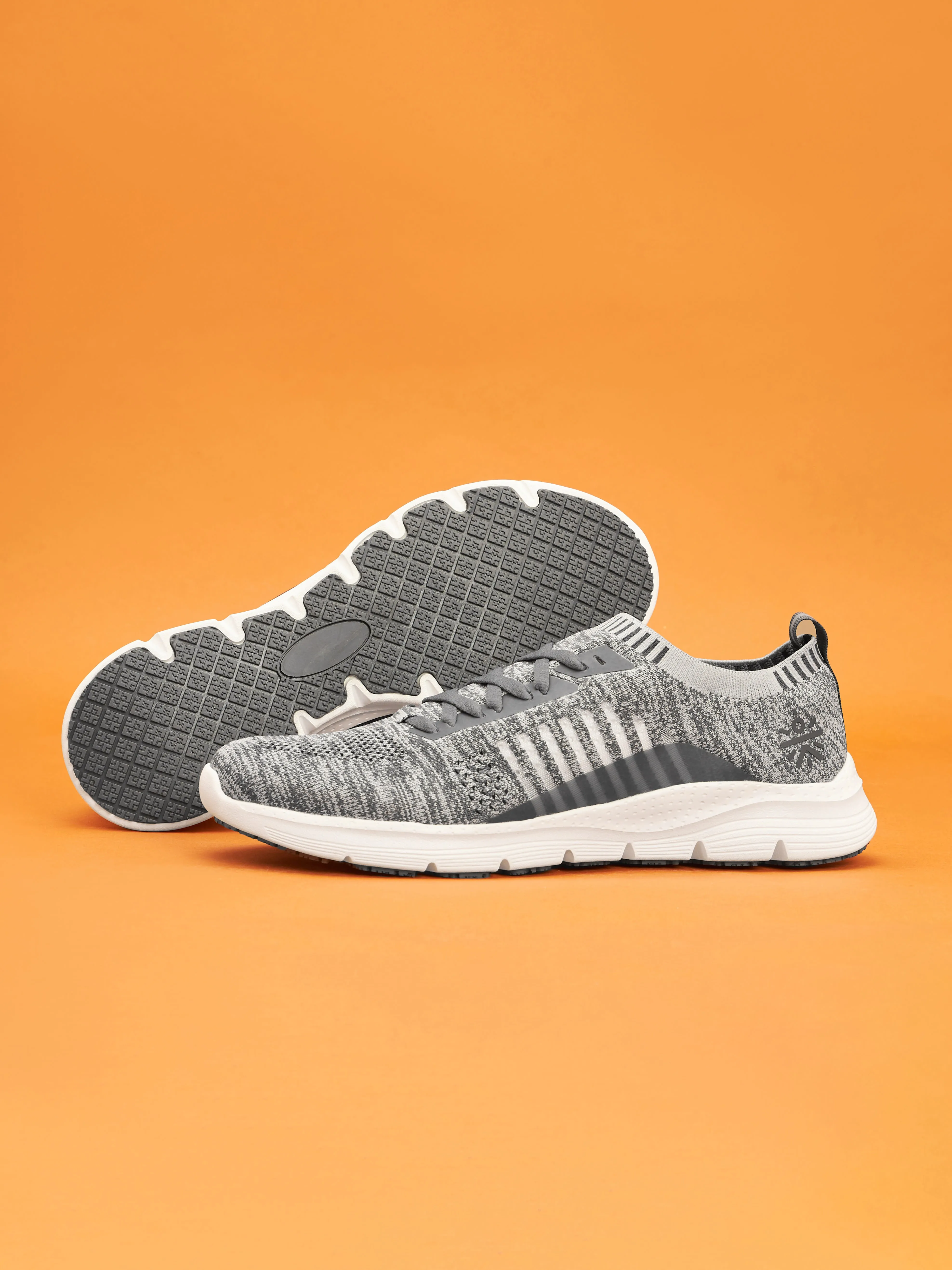 Versa Vita Men Running Shoes - Grey