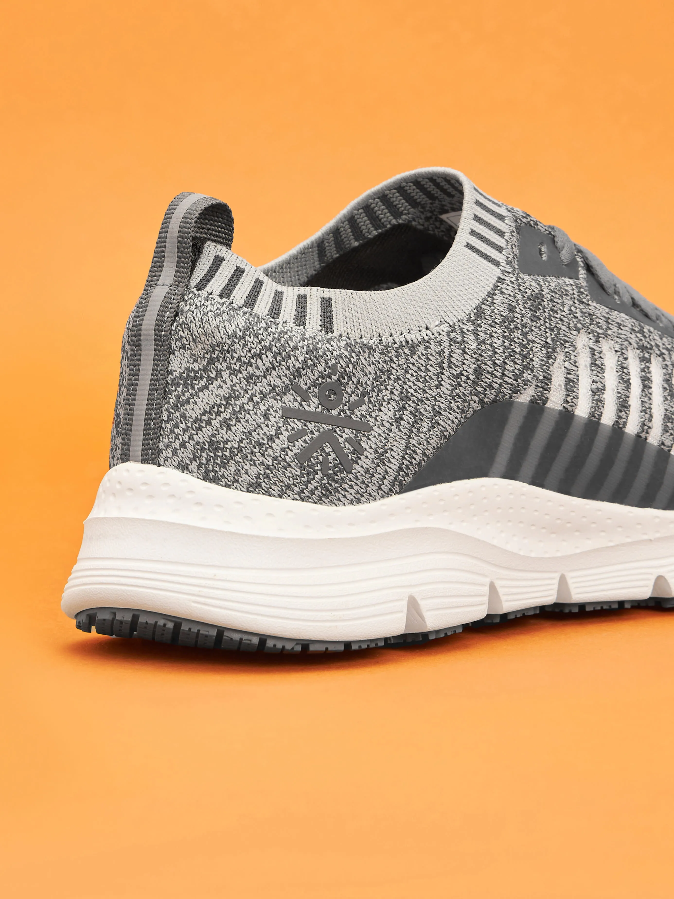 Versa Vita Men Running Shoes - Grey