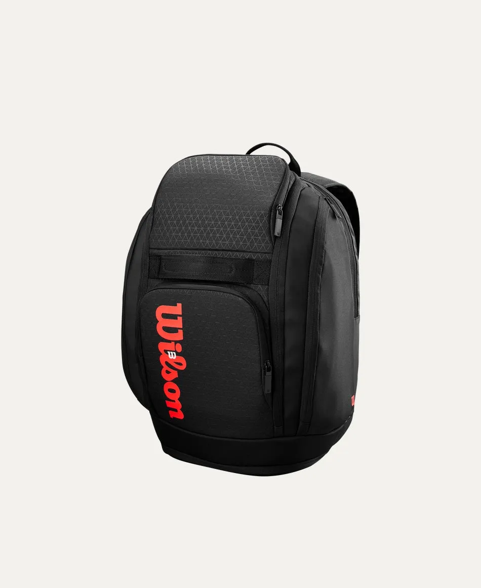 Wilson Clash V3 Super Tour Racket Backpack
